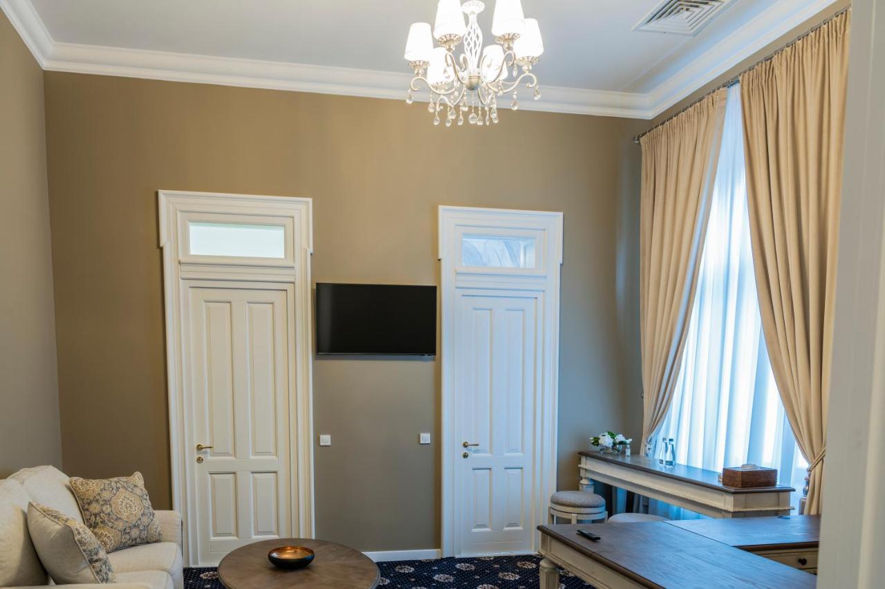 Sir Luxury Boutique Hotel Brăila Exterior foto